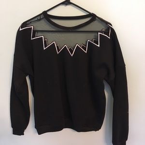 Mesh neck applique jumper / swestshirt